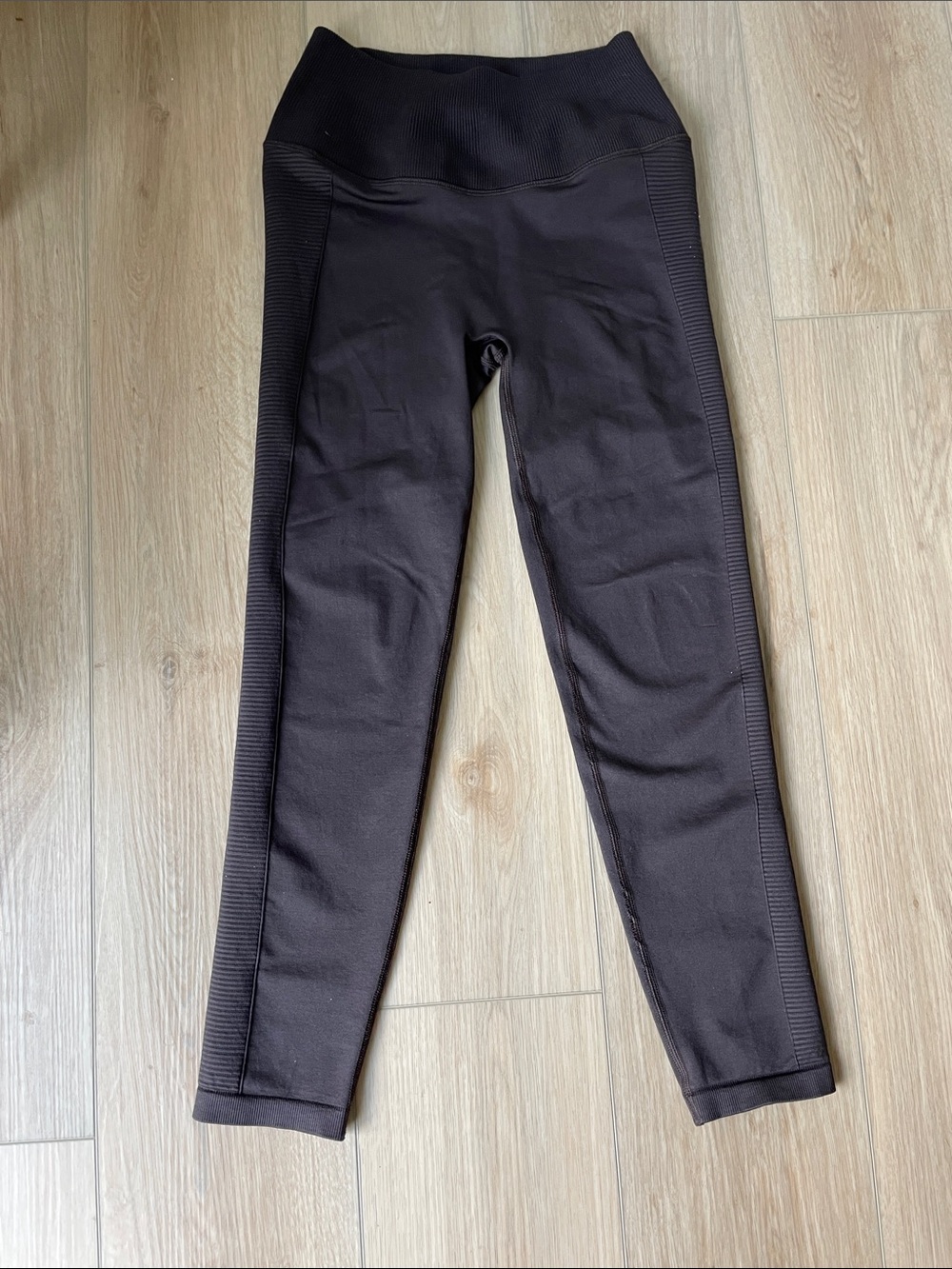 Offline by Aerie Womens High-Rise Brown Ribbed Seamless 7/8 Leggings Size M